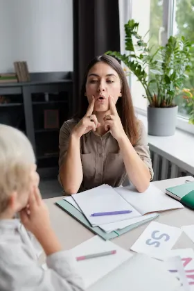 Treinamento de fala e linguagem